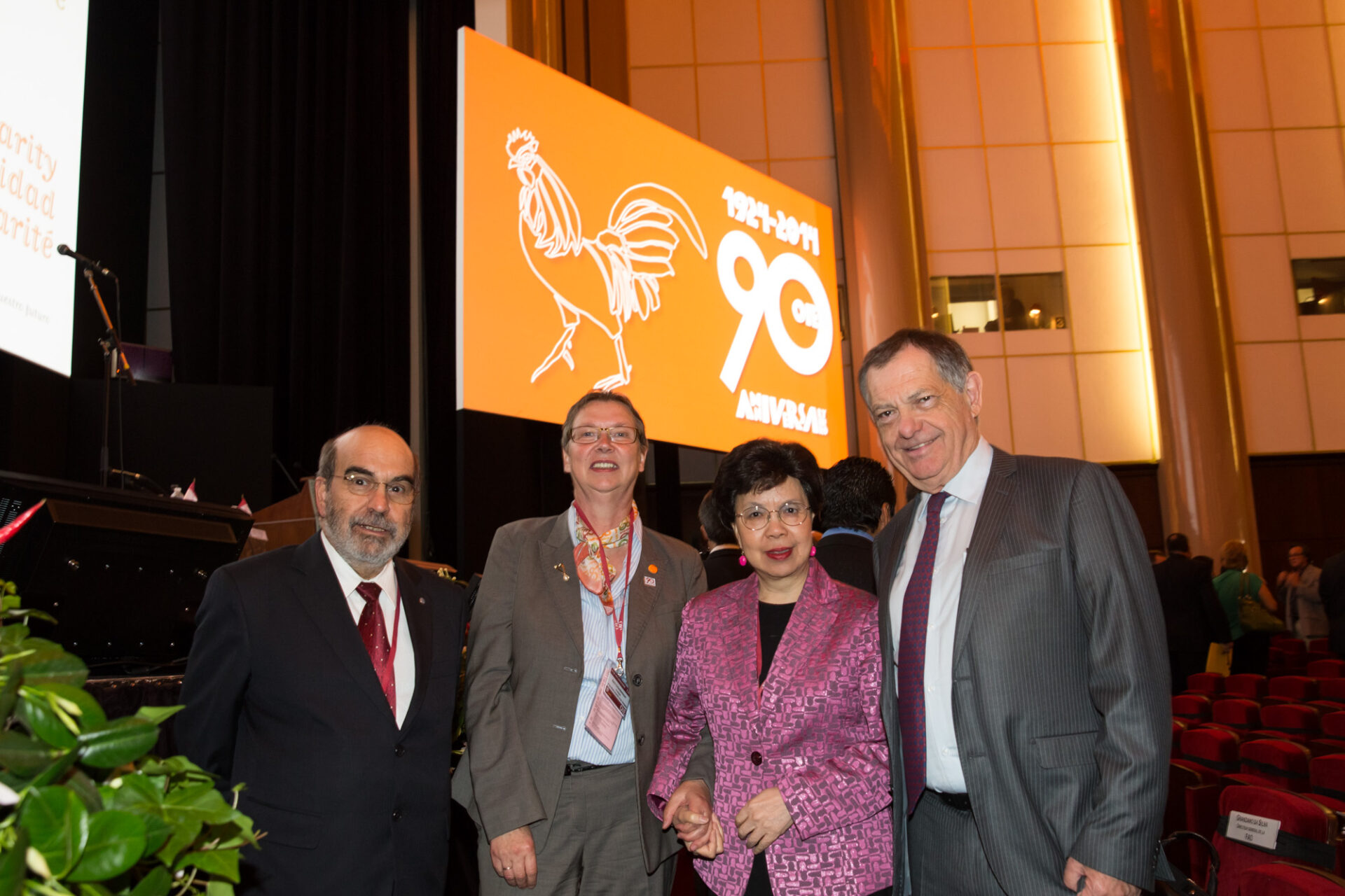Los Directores Generales de la FAO, la OIE y la OMS, unidos ante los nuevos  retos - OMSA - Organización Mundial de Sanidad Animal